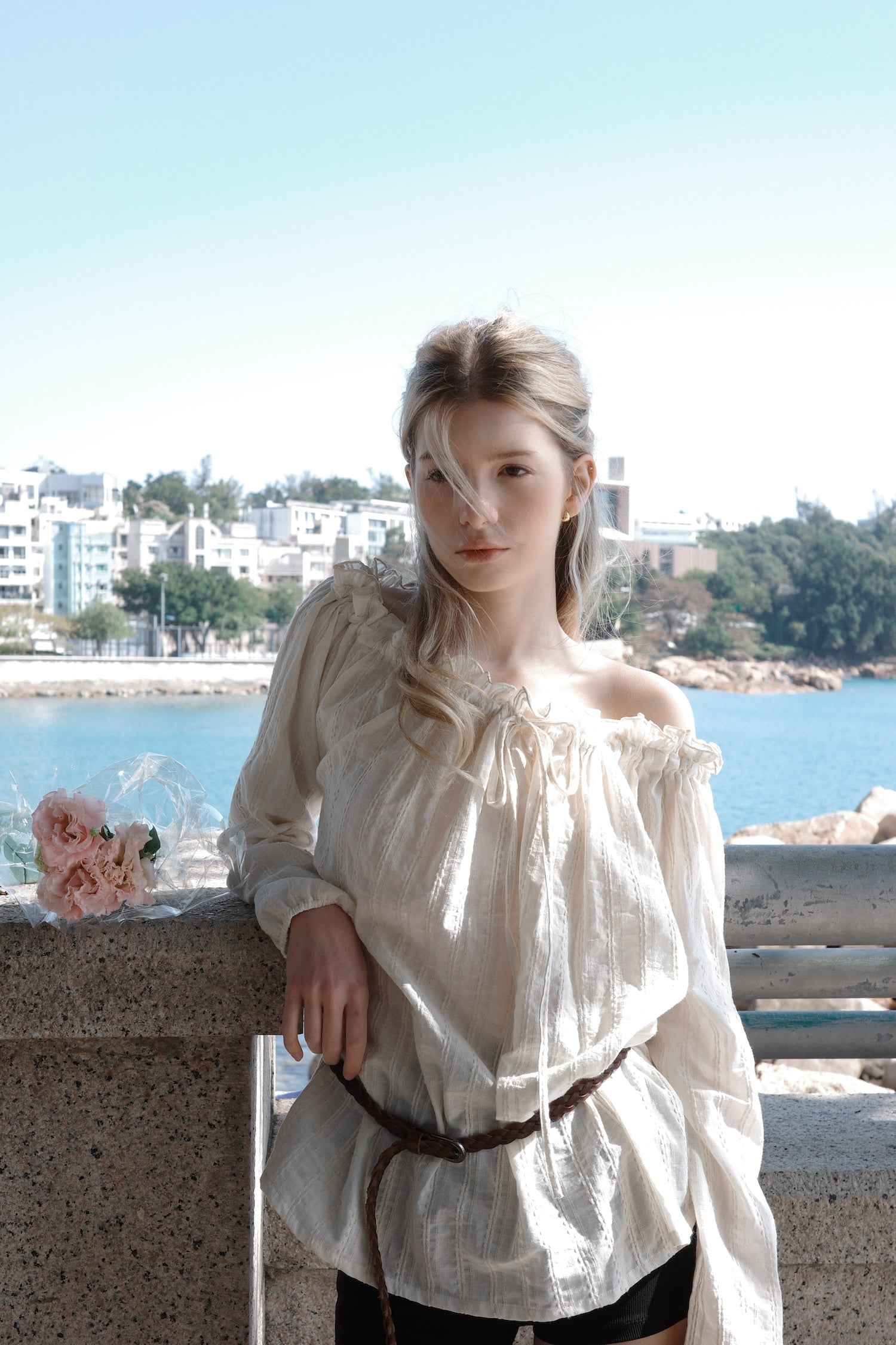 Leaf One-Shoulder Frill Blouse – LETTER FROM MOON