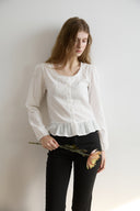 Noteny Round-Neck Frill Blouse