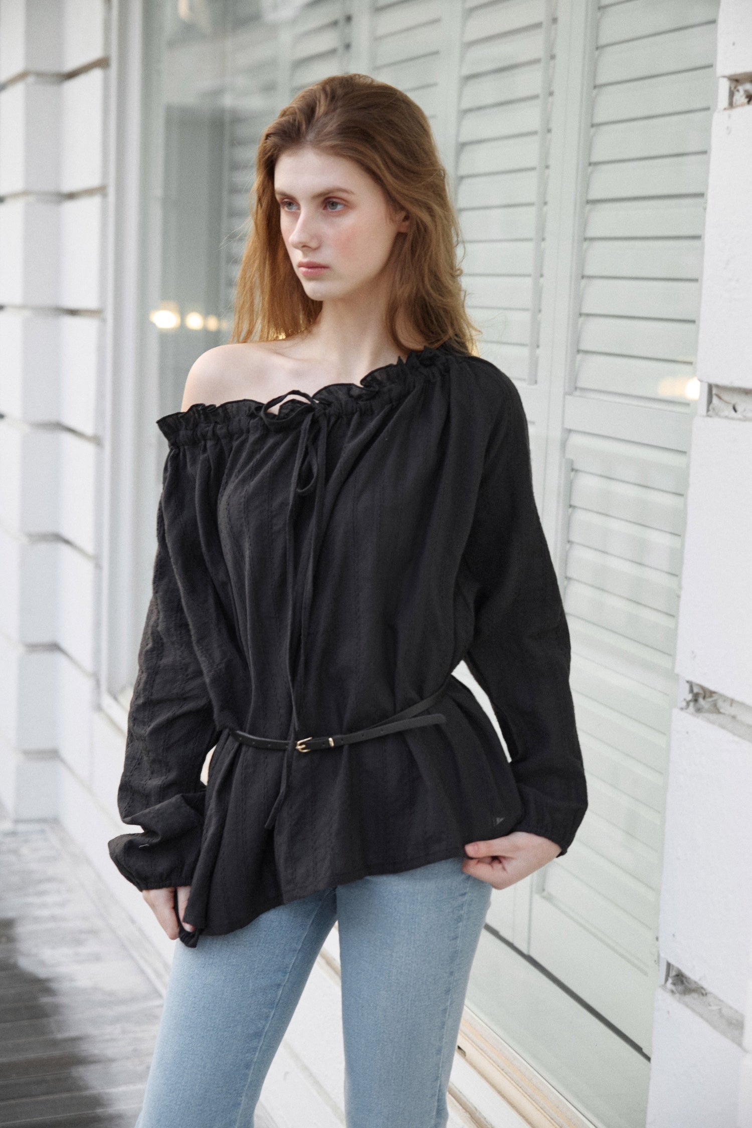Leaf One-Shoulder Frill Blouse – LETTER FROM MOON