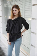 Leaf One-Shoulder Frill Blouse