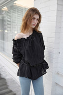Leaf One-Shoulder Frill Blouse