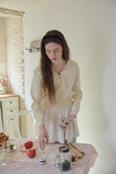 [予約販売/5月上旬入荷] [LETTER FROM MOON × dasique] V-Neck Scallop Cardigan