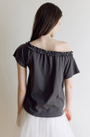 Sove Frill One-Shoulder Short Sleeve T-shirt