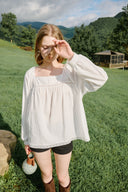 [予約販売/8月下旬入庫予定] Mori Lace Square Long Blouse