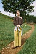 [予約販売/8月下旬入庫予定] Offset Button Corduroy Pants