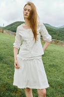 [予約販売/8月下旬入庫予定] Hazel Frill Half Blouse