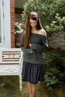[予約販売/8月下旬入庫予定] Duet Lace Layered One-Shoulder Sweatshirt