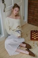 [予約販売/8月下旬入庫予定] More Waffle Off-Shoulder Sweatshirt