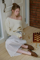[予約販売/8月下旬入庫予定] More Waffle Off-Shoulder Sweatshirt