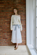 [予約販売/8月下旬入庫予定] More Waffle Off-Shoulder Sweatshirt
