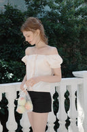 Middle Line Frill Blouse