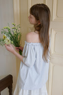 Sove Frill One-Shoulder Short Sleeve T-shirt